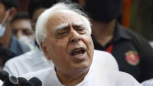 सिब्बल ने की केंद्र के कूटनीतिक संपर्क कदम की सराहना, याद दिलाया कि 26/11 के बाद यूपीए सरकार ने कैसे पाकिस्तान को किया था बेनकाब